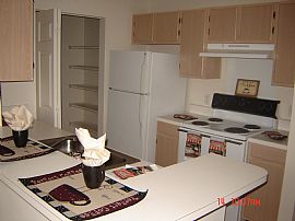 Grand 2 Bedroom Apartment - Walking Distance to CCU and HGTC! in Conway, SC (Photo 5 of 6)