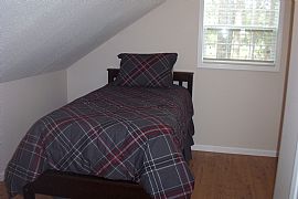 3 Bedroom 2 Bath Victorian Lake Home with Many Special Features in Baxley, GA (Photo 2 of 12)