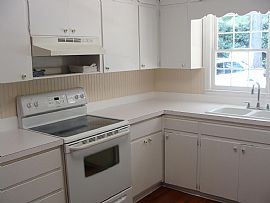 3 Br/2 Ba - 1 Mile From Kennesaw State in Kennesaw, GA (Photo 4 of 9)