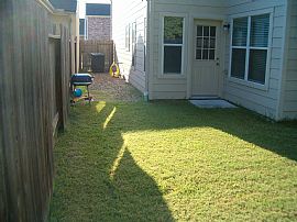 Nice 3 Bedroom Home -  Rooms Can Be Rented Individually  in Houston, TX (Photo 4 of 11)