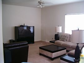 Nice 3 Bedroom Home -  Rooms Can Be Rented Individually  in Houston, TX (Photo 5 of 11)
