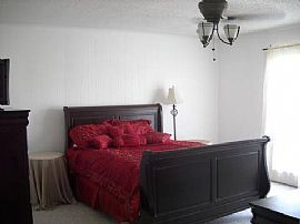 Fantastic 3 Bedroom Home - You'll Love It Here!! in Gulfport, MS (Photo 5 of 5)