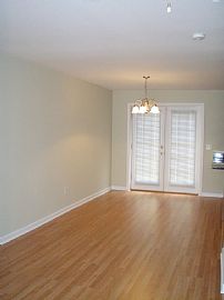 Beautiful 2 Bedroom Townhouse in Gated Community in Norcross, GA (Photo 4 of 12)
