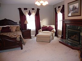 5 Star Fully Furnished Home in Kansas City, MO (Photo 5 of 12)