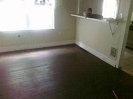 Awesome 3 Bedroom Home with Newly renovated Kitchen in Sunhill  in Chester, PA (Photo 6 of 9)