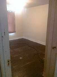 Awesome 3 Bedroom Home with Newly renovated Kitchen in Sunhill  in Chester, PA (Photo 7 of 9)