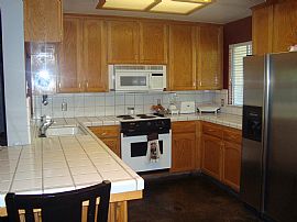 Pet Friendly 3 Bedroom Home in Northwest Fresno in Fresno, CA (Photo 4 of 5)