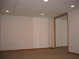 Lisle Townhouse: 3 Level, 3bd, 2.5 Ba in Lisle, IL (Photo 2 of 6)