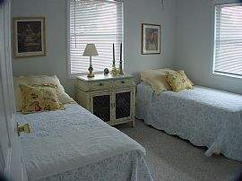 Sublime 3 Bedroom Waterfront Home with Office and Boat Dock  in Barnegat, NJ (Photo 4 of 6)