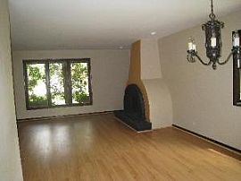 Gorgeous and Spacious 4 Bedroom Home on 1/2 Acre Lot! in Northbrook, IL (Photo 2 of 6)