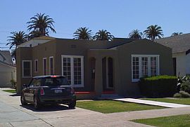 Charming 1 Bedroom Home with Hardwood Floors in West Adams in Los Angeles, CA