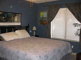 Spacious 3 Bedroom Townhouse on Corner Lot in Phoenix, AZ (Photo 4 of 4)