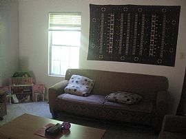 Fantastic 3 Bedroom Townhouse at Kemp Mill - $2100  in Silver Spring, MD (Photo 3 of 5)