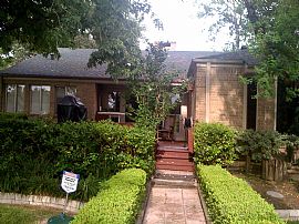 Beautiful 1 Story, 3 Bedroom Home on Golf Course in Houston, TX (Photo 1 of 10)