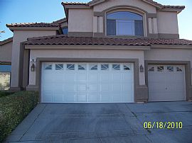 Beautiful 5 Bedroom Home in Summerlin in Las Vegas, NV