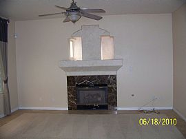 Beautiful 5 Bedroom Home in Summerlin in Las Vegas, NV (Photo 4 of 5)