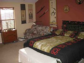 Beautiful and Spacious 4 Bedroom Home with Hardwood Floors in Leesburg, VA (Photo 11 of 11)