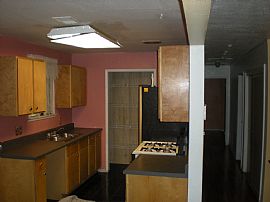 Superb 3 Bedroom Home with Extra Large Fenced Yard in Stockton, CA