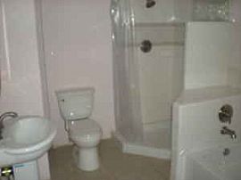 Superb 3 Bedroom Home with Extra Large Fenced Yard in Stockton, CA (Photo 2 of 6)