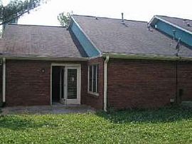 Beautiful Duplex in Conyers, GA (Photo 2 of 6)