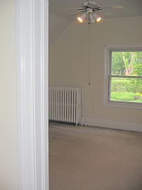 Well-Cared For Older 2 Bedroom Home on Dead-End Street in Stillwater, MN (Photo 8 of 11)