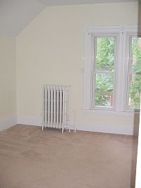 Well-Cared For Older 2 Bedroom Home on Dead-End Street in Stillwater, MN (Photo 9 of 11)