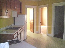 Adorable, 1 Bed, Includes Electricity in Lowell, MA