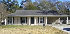 Large 3 BR, 2 BA Home in Denham Springs in Denham Springs, LA