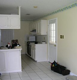 Large 3 BR, 2 BA Home in Denham Springs in Denham Springs, LA (Photo 5 of 5)