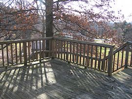 Great 3 Bedroom Home in Great Location!  in Gladstone, MO (Photo 2 of 5)