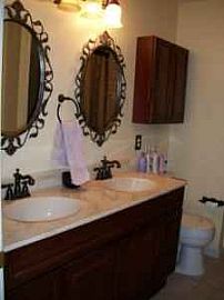 Spacious 3 Bedroom Townhouse on Quiet Street - Backs to Woods in Middle River, MD (Photo 3 of 9)