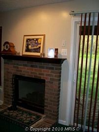 Spacious 3 Bedroom Townhouse on Quiet Street - Backs to Woods in Middle River, MD (Photo 6 of 9)