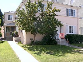 Charming 1 Bedroom Apartment - Move-In Special For July in Valley Village, CA (Photo 2 of 4)