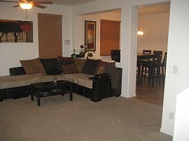 Conducive 3 Bedroom Home in North Phoenix - $1,100 in Phoenix, AZ (Photo 6 of 6)