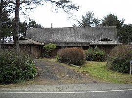 Large 4 BR, 3.5 BA Home with Ocean View  in Moclips, WA