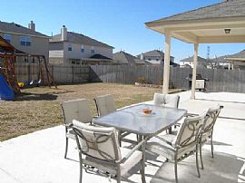 Great Location!!!! Beautiful Interior!!!Close to Samsung in Austin, TX (Photo 2 of 7)