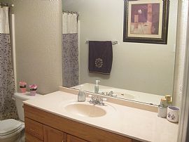 Huge 4 Bedroom Home in Killeen, TX (Photo 4 of 9)