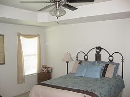 Huge 4 Bedroom Home in Killeen, TX (Photo 5 of 9)