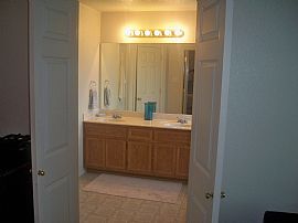 Huge 4 Bedroom Home in Killeen, TX (Photo 6 of 9)