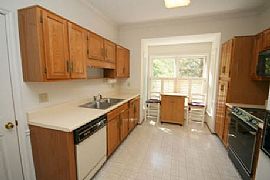 Comfortable and Peaceful Ranch Style Home  in Marietta, GA (Photo 2 of 8)