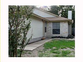 Easy Access to 183,Mopac and Tollways. in Austin, TX