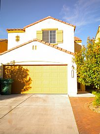 Beautiful 3 Bedroom Former Model Home in Prestigious Area in Sahuarita, AZ
