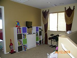 Beautiful 3 Bedroom Former Model Home in Prestigious Area in Sahuarita, AZ (Photo 7 of 9)