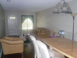 Great 3 Bedroom Home in University Area in Charlotte, NC (Photo 2 of 4)