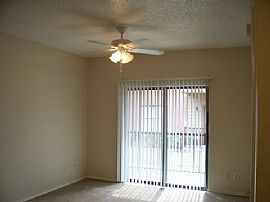 Remodeled 1 Bedroom Apartment with Free Washer and Dryer! in Dallas, TX (Photo 5 of 12)