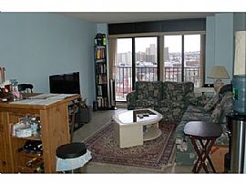  Luxury 2 Bedroom Condo in Shore Towers in Astoria, NY (Photo 10 of 10)