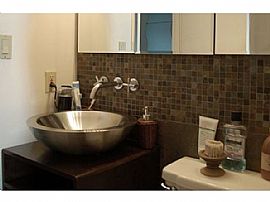  Luxury 2 Bedroom Condo in Shore Towers in Astoria, NY (Photo 8 of 10)