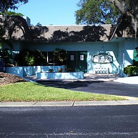 Immaculate, Fully Furnished 1 Bedroom Condo with Garage! in Tarpon Springs, FL (Photo 5 of 6)