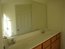 House Close to Uc Riverside in Riverside, CA (Photo 4 of 4)