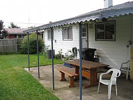 Immediate Occupation This Is a Great Deal! in South Bend, IN (Photo 4 of 9)